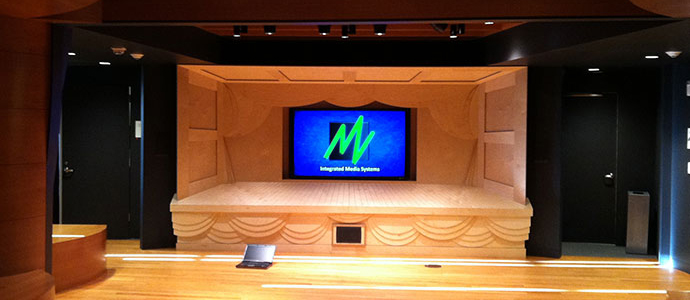 feature_theater1